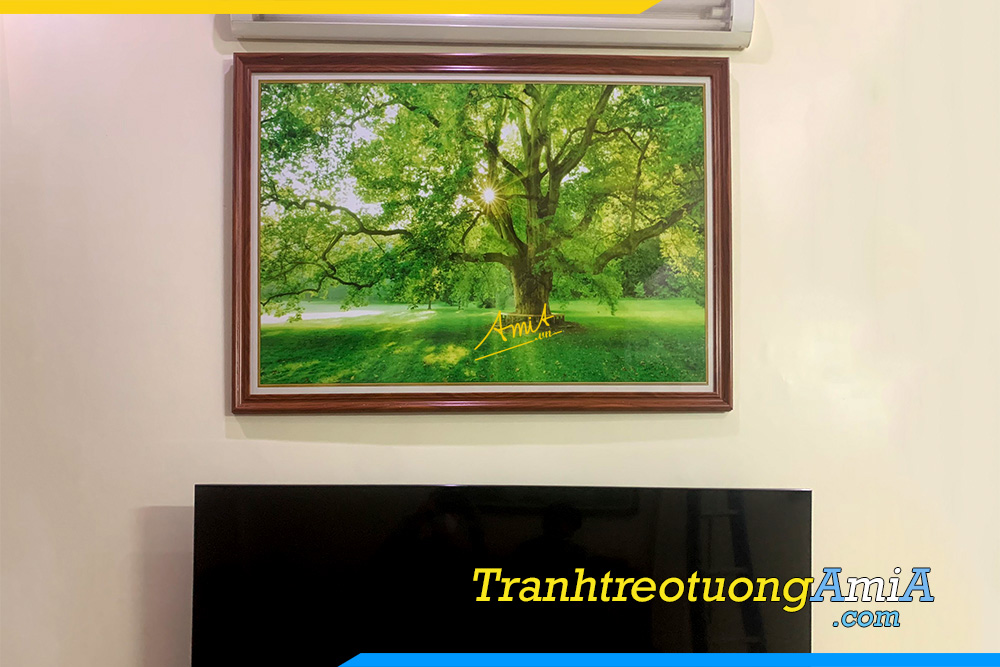 Hình ảnh Tranh phong cảnh rừng cây treo trên tivi phòng khách AmiA RUNG 122